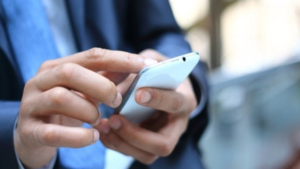 Uzmanlar uyarıyor: Telefonunuzdan hemen silin Uzmanlar uyarıyor: Telefonunuzdan hemen silin