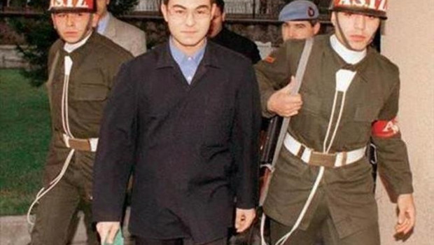 İşte bir dönem hapis yatan ünlüler ve suçları... Serdar Ortaç