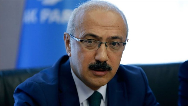 Lütfi Elvan kimdir, kaç yaşında, nereli Yeni Hazine ve Maliye Bakanı Lütfi Elvan hakkında bilgiler Lütfi Elvan kimdir, kaç yaşında, nereli Yeni Hazine ve Maliye Bakanı Lütfi Elvan hakkında bilgiler