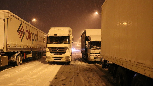 TEM’de trafik Bolu Tüneli’nden Düzce’ye ulaştı
