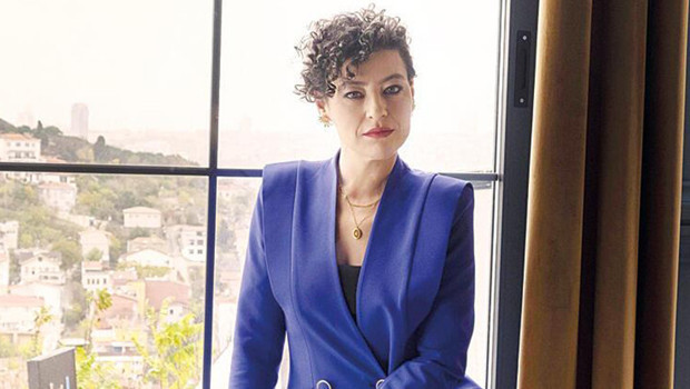 Yargının Avukat Sedası Nergis Öztürk kimdir, kaç yaşında, eşi kim Nergis Öztürk hakkında bilgiler Yargının Avukat Sedası Nergis Öztürk kimdir, kaç yaşında, eşi kim Nergis Öztürk hakkında bilgiler
