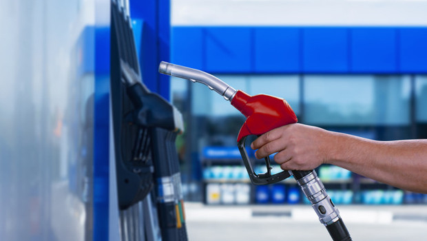 Benzine ve motorine (mazota) zam geldi mi, ne kadar oldu 1 Şubat benzin zammı pompaya yansıdı İşte güncel akaryakıt fiyatları 1 Şubat 2024 Benzine ve motorine (mazota) zam geldi mi, ne kadar oldu 1 Şubat benzin zammı pompaya yansıdı İşte güncel akaryakıt fiyatları 1 Şubat 2024