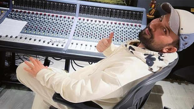 Tarkan'dan yeni albüm müjdesi: Yakındır kavuşmamız