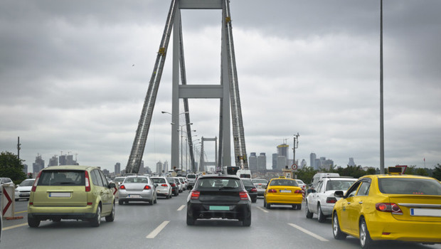 BAYRAMDA ÜCRETSİZ KÖPRÜ VE OTOYOLLAR 2024 | Arefe günü ve Ramazan Bayramında köprü ve otoyollar ücretsiz mi, bedava mı İşte bayramda ücretsiz yollar listesi...