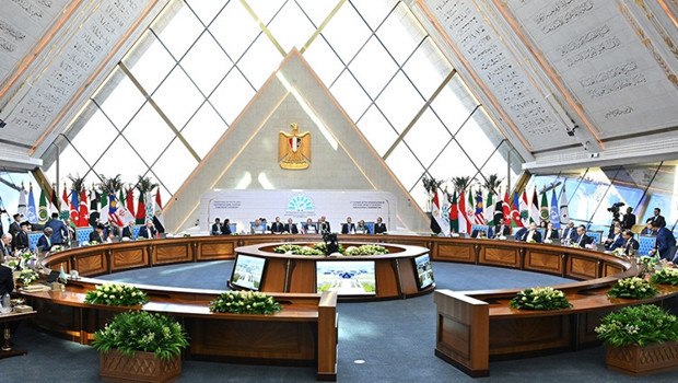 Azerbaycan D-8'e üye oldu