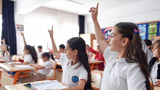 Bakan Tekin'den açıklama... Okul kıyafetleri nasıl olacak? Detaylar belli oldu