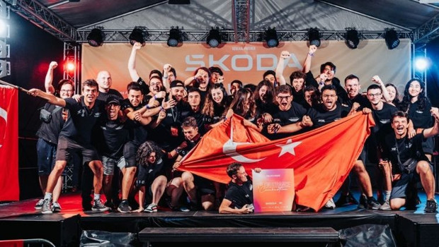 YTÜ Racing, Türk bayrağını Avrupa’da dalgalandırdı