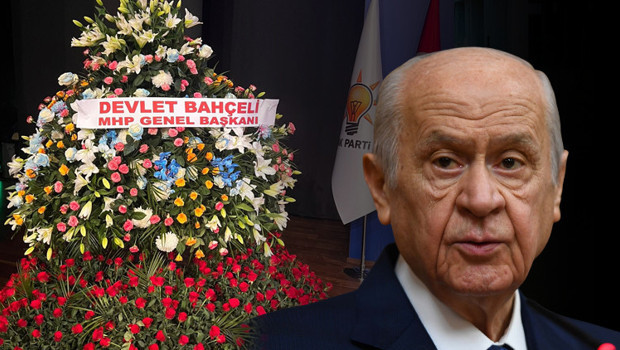 AK Parti 24. yaşını kutluyor | Siyasilerden kutlama mesajları... MHP lideri Bahçeli'den anlamlı hediye