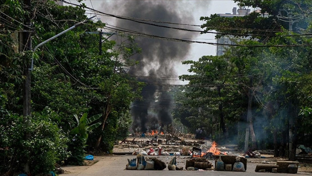 Myanmar'da ordu bir şehre hava saldırısı düzenledi: 21 kişi hayatını kaybetti