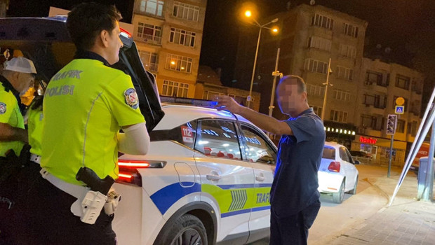 Bursa'da ceza yazılan alkollü sürücüden polislere: Gelin size çorba ısmarlayayım