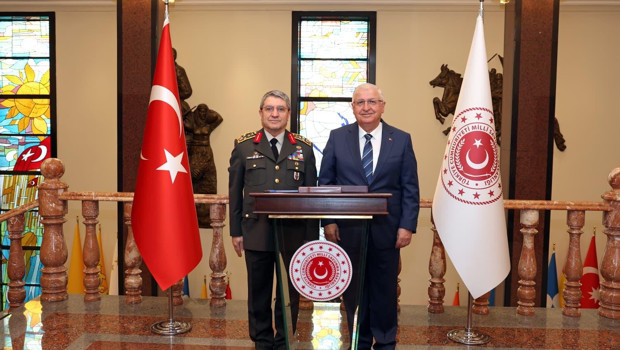 Bakan Güler, Genelkurmay Başkanı Bayraktaroğlu’nu kabul etti