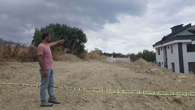 Büyükçekmece'de korkunç olay! Villanın bahçesinde ceset bulundu: 2 ay önce zorla alıkonulduğu ortaya çıktı