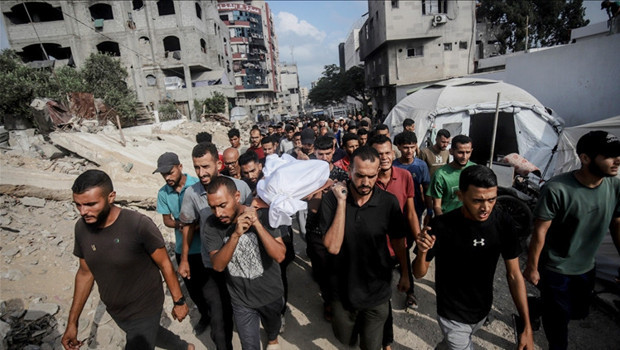İsrail ordusu son 24 saatte 71 Filistinliyi öldürdü