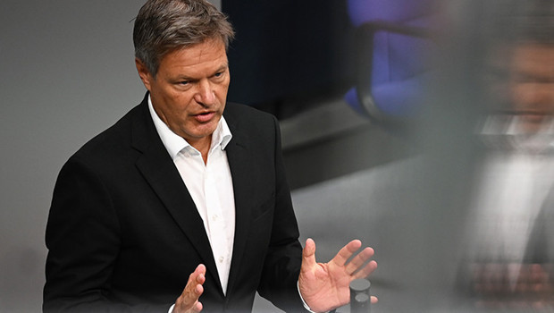 Her üç kişiden biri Habeck’in geri dönmesini istiyor