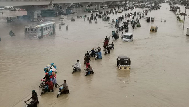 Pakistan'da muson yağmurlarının bilançosu belli oldu: 884 kişi hayatını kaybetti