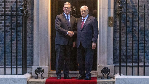 İngiltere'de Starmer ve Abbas'tan kritik görüşme
