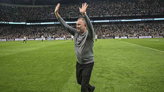 Sergen Yalçın'a sevgi seli!