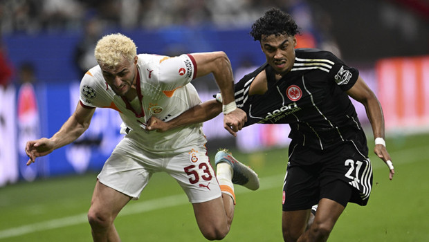 Alman basınından Frankfurt'a övgüler: 'Galatasaray'ı sahadan süpürdü'