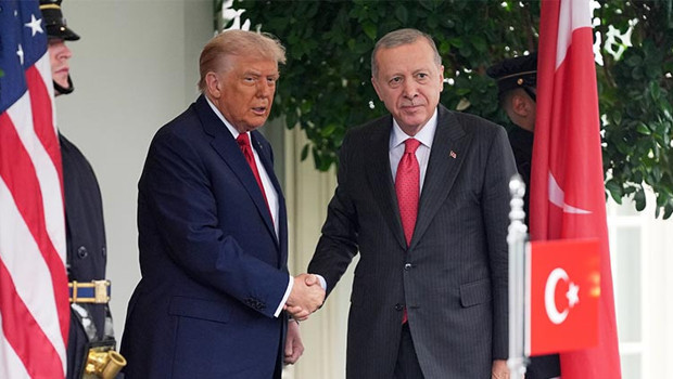 Dünya manşetten duyurdu: Cumhurbaşkanı Erdoğan ve ABD Başkanı Trump arasında tarihi görüşme... 'Kritik müttefik'