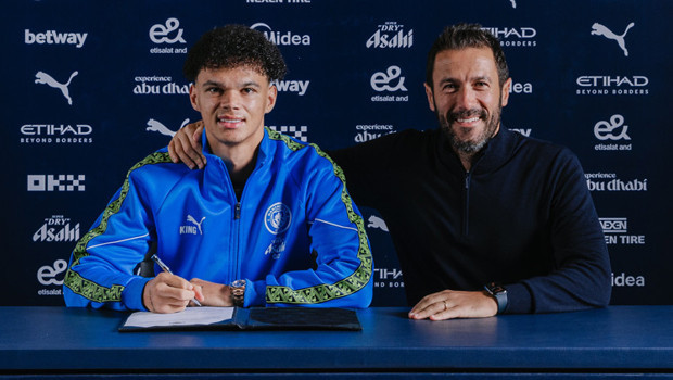 Manchester City, Nico O'Reilly ile 5 yıllık yeni sözleşme imzaladı!