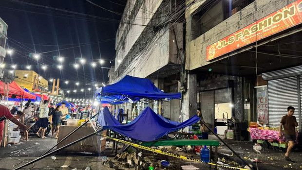 Filipinler'de 6.9'luk deprem: Tsunami uyarısı yapıldı