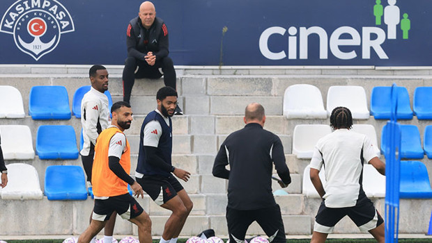 Liverpool, Kasımpaşa'nın Kemerburgaz Tesisleri'nde çalıştı