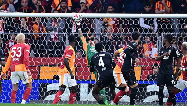Galatasaray'ın yıldızlarından derbi yorumu: 'Buruk bir sevinç...'