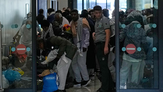 Türkiye'nin tahliye ettiği aktivistler İsrail'de yaşananları anlattı