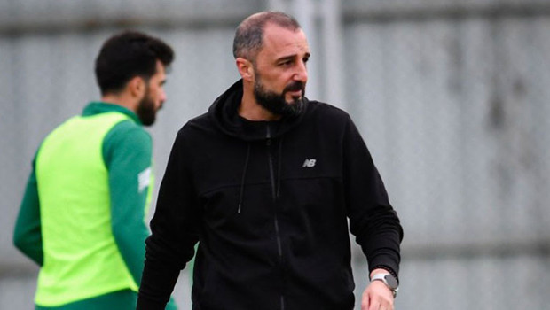 Bursaspor’da sürpriz istifa! Adem Çağlayan dönemi sona erdi
