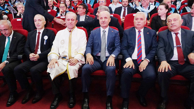 Şam'da Türkiye-Suriye Dostluk Üniversitesi kurulacak