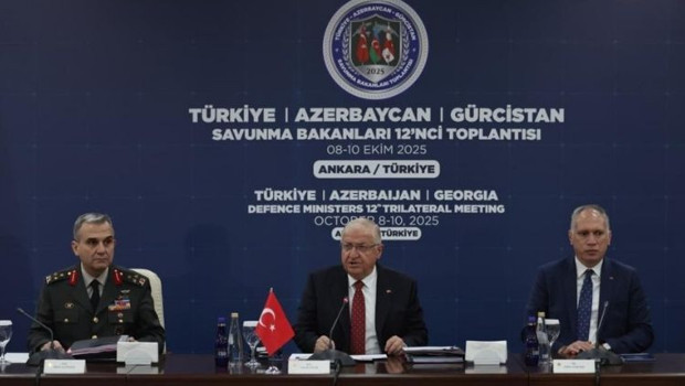 Türkiye-Azerbaycan-Gürcistan Savunma Bakanları Ankara'da buluştu