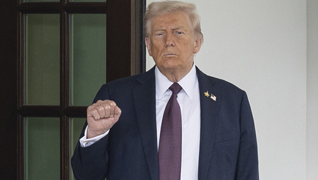 Trump, İsrail ve Mısır'a gitmek üzere Beyaz Saray'dan ayrıldı