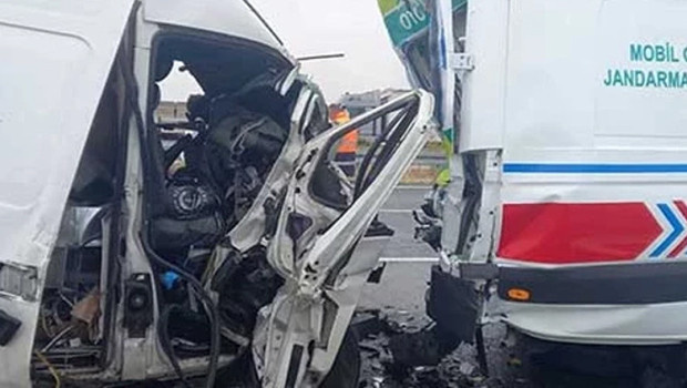 2 askerin şehit olduğu, 2 sivilin de öldüğü kazada, minibüs sürücüsü tutuklandı