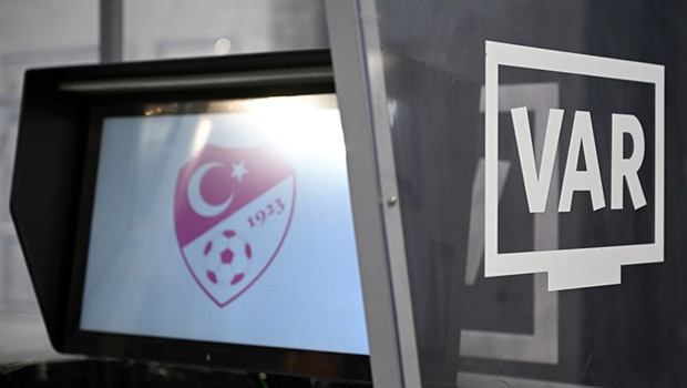Süper Lig’de günün maçlarının VAR hakemleri açıklandı
