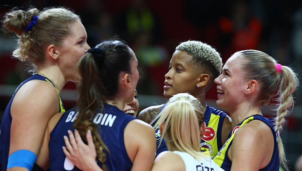 Fenerbahçe Medicana sahasında Türk Hava Yolları'nı 3-0 yendi!