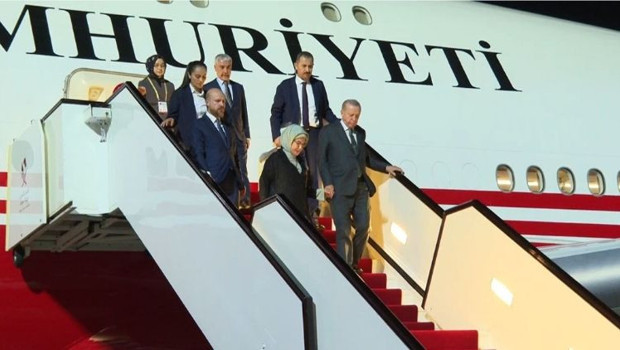 Cumhurbaşkanı Erdoğan ve beraberindeki heyet Katar'da