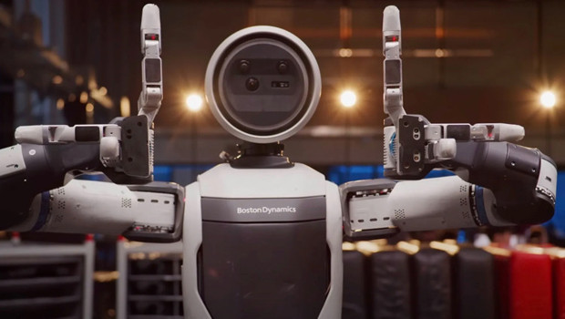 Robotlar “insan dokunuşuna” yaklaştı