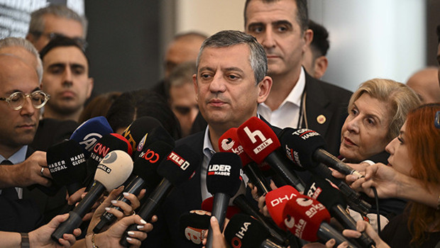 CHP Genel Başkanı Özel'den "kurultay davası" kararına ilişkin açıklama