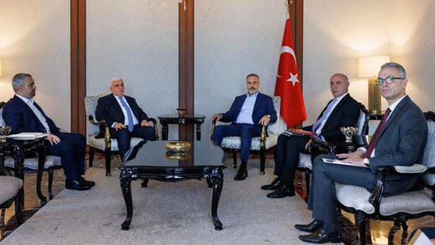 Dışişleri Bakanı Hakan Fidan Haşdi Şabi Komisyonu Başkanı Feyyad ile bir araya geldi