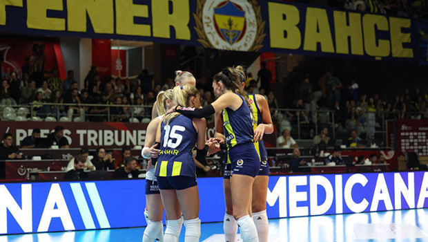 Fenerbahçe, Beşiktaş'a set vermedi!