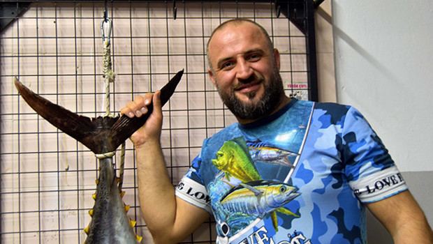 Çanakkale'de yakalandı! Gözlerine inanamadı: 1 metre 74 santim uzunluğunda | 'Ölüm pahasına mücadele ettim'