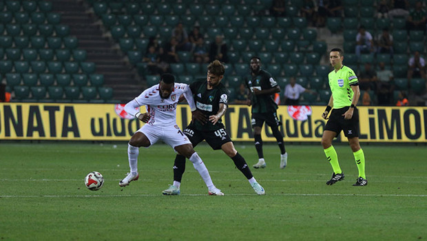 Kocaelispor'dan Zorbay Küçük açıklaması: 'Ceza alırsa maçın tekrar edilmesini isteyeceğiz!'