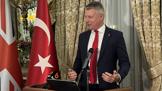 İngiliz bakan Türkiye'yi örnek gösterdi