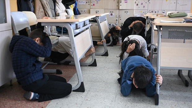 İstanbul’daki okullarda deprem incelemesi