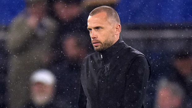 Galatasaray yenilgisi sonu oldu: Ajax'ta John Heitinga'nın görevine son verildi!