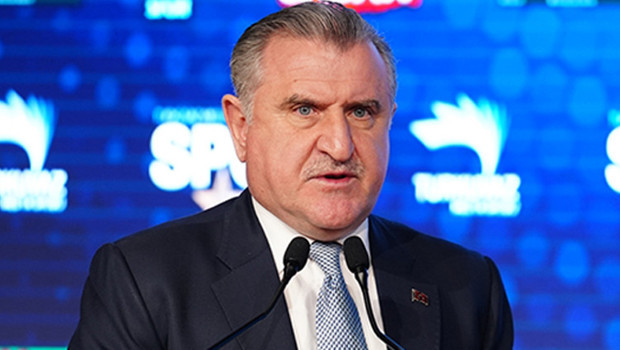 Gençlik ve Spor Bakanı Osman Aşkın Bak: 'Türkiye'de bir spor tesisi devrimi yaşanmaktadır'