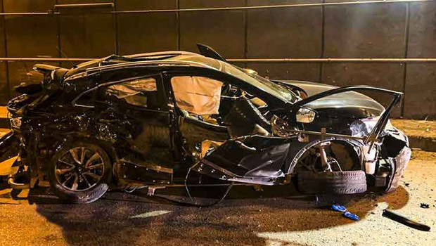 Cip, kamyonet ile kafa kafaya çarpıştı; 2 ölü, 1 yaralı