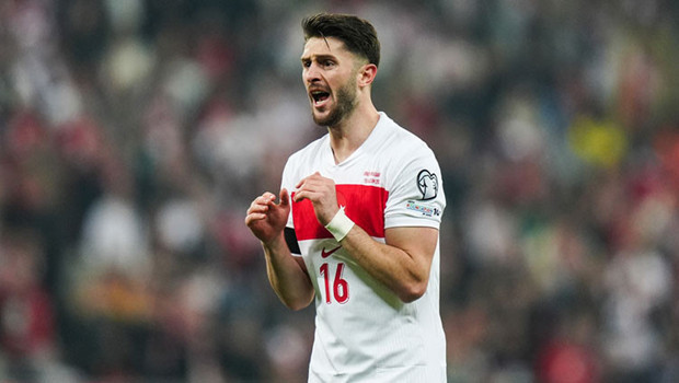 İspanya maçı öncesi İsmail Yüksek'ten kötü haber! 1 dakika kala...