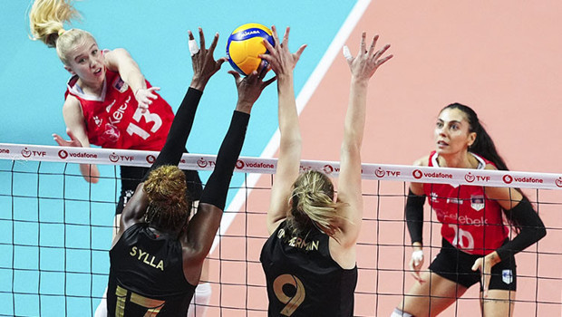 Galatasaray Daikin, evinde 3-0'la kazandı!