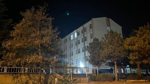 6 öğrenci yedikleri pastadan sonra hastanelik oldu